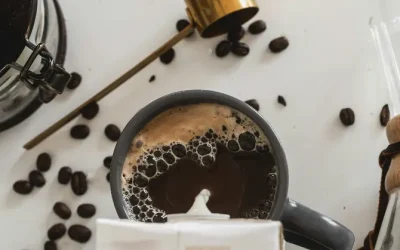 La leche de avena engorda, ¿mito o depende de cómo tomes el café?